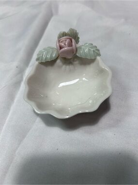 Vintage Crown Royal bone China ring and trinket